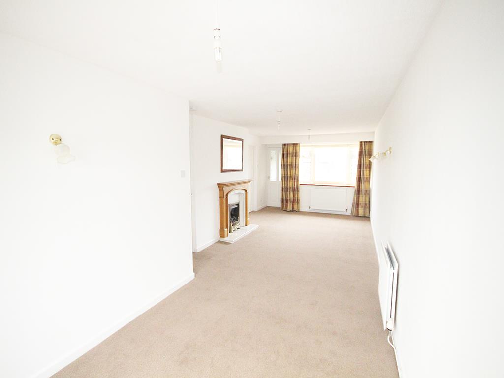 3 bedroom semi-detached house To Let in Barnoldswick - IMG_2956.jpg